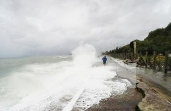 Dự báo thời tiết 15/11: Áp thấp xuất hiện trên Biển Đông