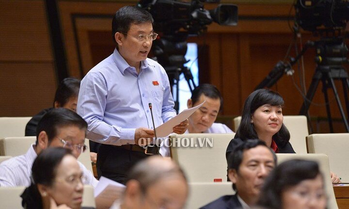 Tác hại của rượu, bia rất khủng khiếp nhưng quảng cáo khiến người dân nghĩ là thần dược