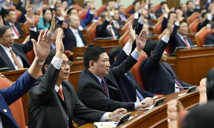 Trung ương lấy phiếu tín nhiệm ủy viên Bộ Chính trị, Ban Bí thư thế nào?