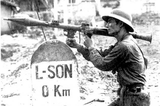 Cuộc hạnh ngộ như mơ từ bức ảnh 'biểu tượng nhất' cuộc chiến chống Trung Quốc xâm lược