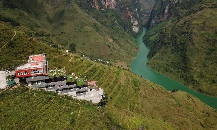 Đề xuất tháo dỡ toàn bộ phần nhô ra sông Nho Quế của nhà nghỉ Mã Pì Lèng Panorama