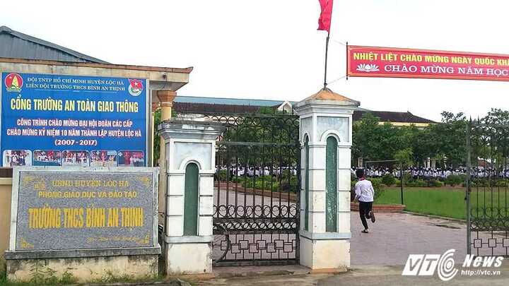 Ba năm không đi dạy, giáo viên Hà Tĩnh vẫn nhận lương, tiền đứng lớp