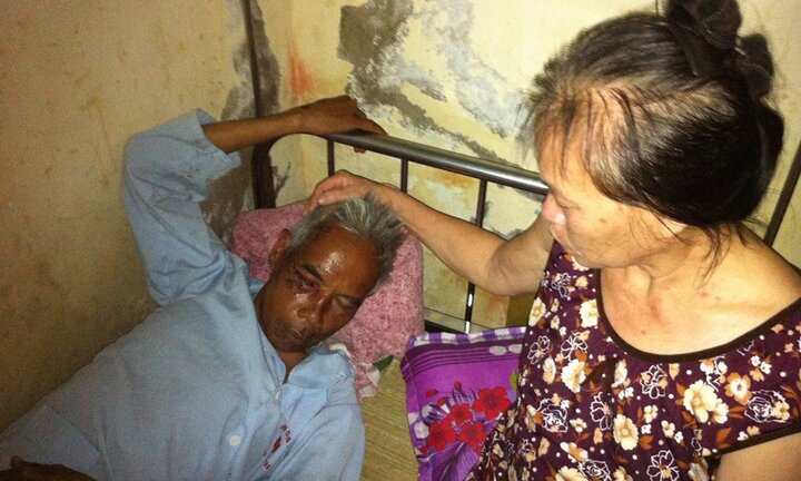 Truy tìm 2 cô gái tông ông lão gãy chân, ngất xỉu rồi mang bỏ ở nghĩa địa