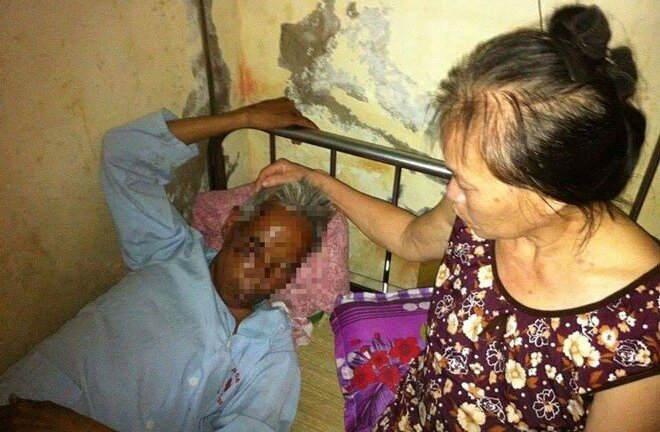 Lời trần tình của 2 nữ sinh tông ông lão gãy chân rồi mang bỏ ở nghĩa địa