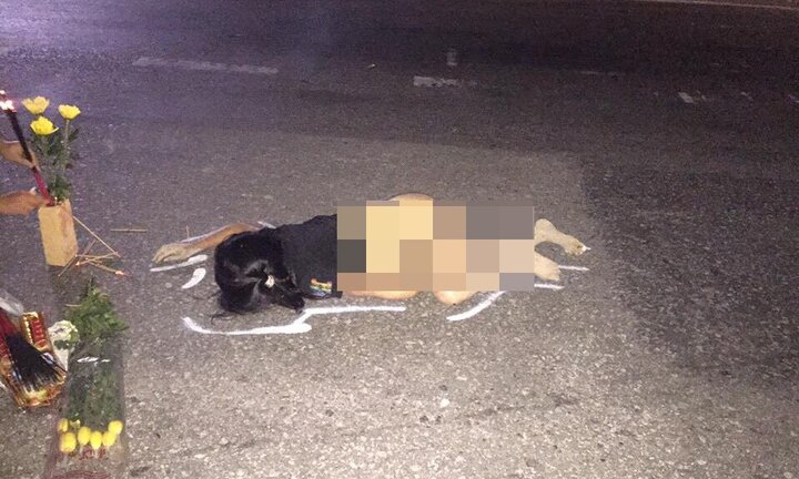 Tá hỏa phát hiện người phụ nữ chết lõa thể trên quốc lộ