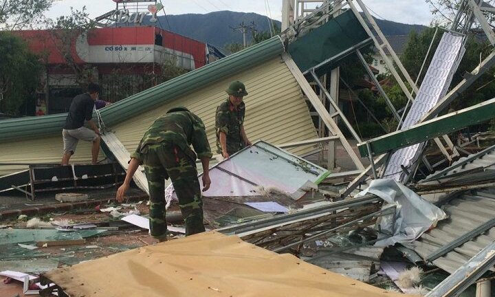Bão số 10 càn quét Hà Tĩnh: Thiệt hại hơn 6000 tỷ đồng