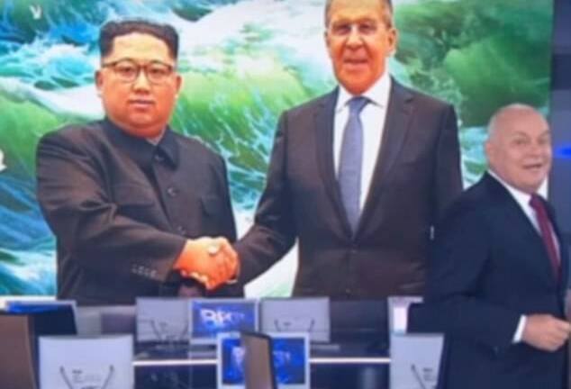 Kênh truyền hình Nga bị tố ‘làm giả’ nụ cười của lãnh đạo Kim Jong-un