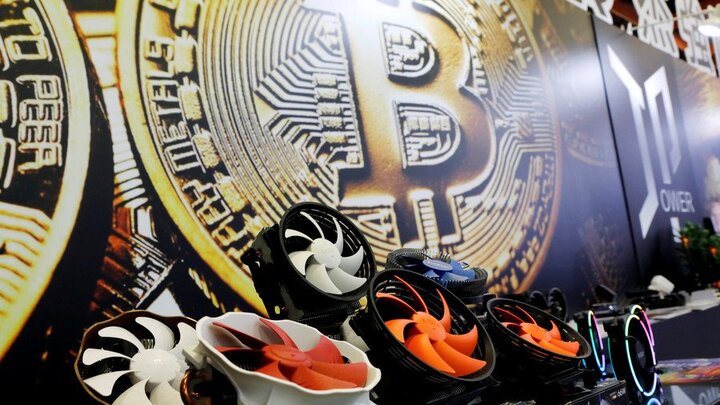 Đào tiền ảo 'giết' Trái đất nhanh hơn đào than