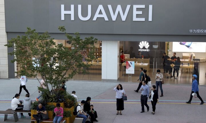 Huawei: 'Chúng tôi là quả bóng trong cuộc chiến thương mại giữa hai nước lớn'