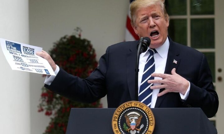 Tổng thống Trump 'tố' đảng Dân chủ chơi khăm