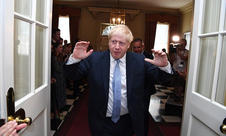 Tân Thủ tướng Anh Boris Johnson nhậm chức, ấp ủ kế hoạch vươn xa hơn Brexit