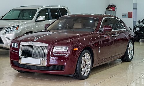 Xe Rolls-Royce Ghost đời 2010 giá gần 10,8 tỷ đồng