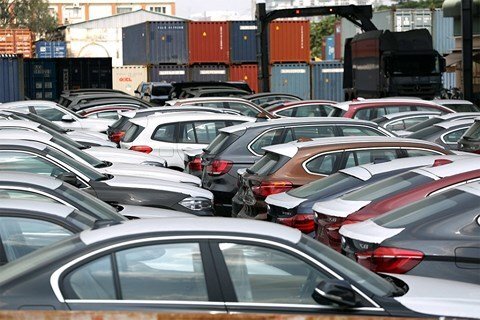 Hơn 2.500 ô tô nhập khẩu về Việt Nam trong tuần, chủ yếu từ Thái Lan, Indonesia