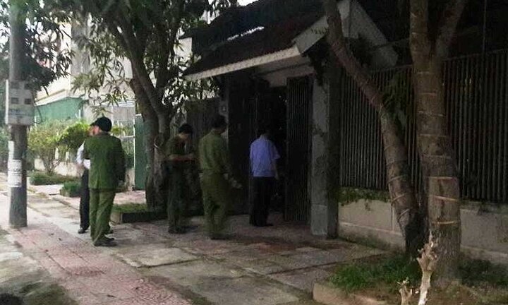 Đang khám xét nhà cựu giám đốc BIDV Chi nhánh Hà Tĩnh