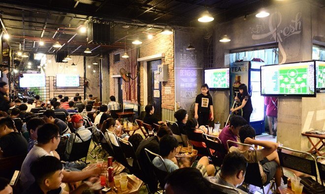 Quán nhậu, cà phê Sài Gòn muốn kiếm bộn nhờ chung kết AFF tối nay