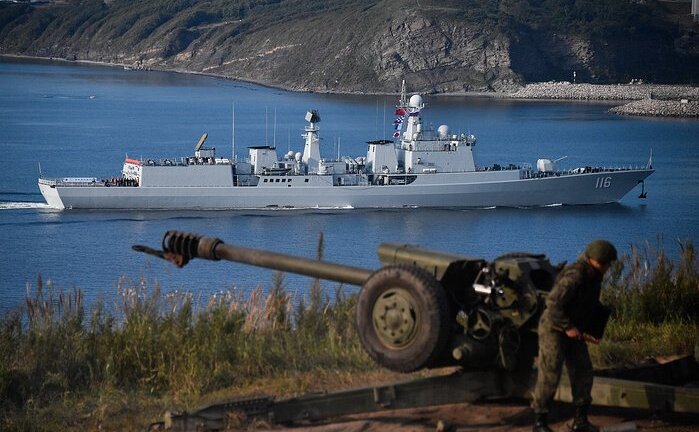 Ảnh: Chiến hạm Nga, Trung chuẩn bị tập trận rầm rộ gần bán đảo Triều Tiên