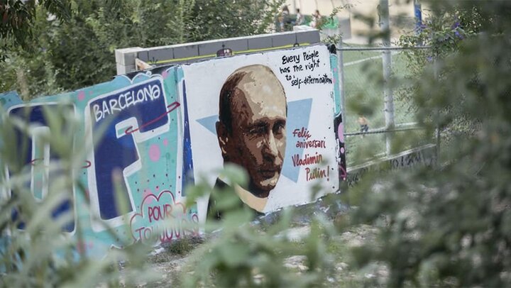 Ảnh: Tranh graffiti chúc mừng sinh nhật tổng thống Putin trên khắp thế giới