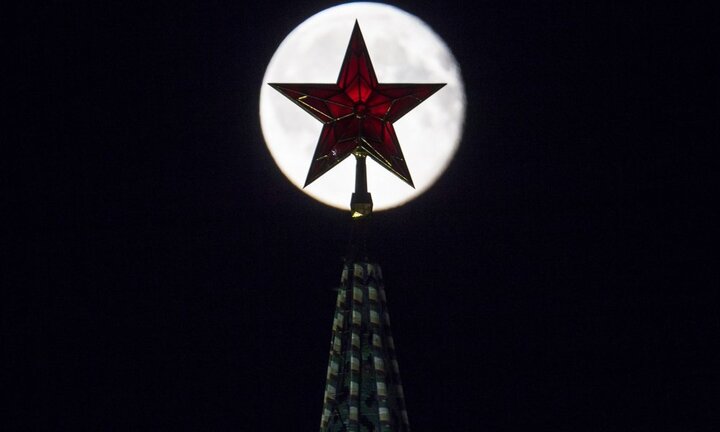 Ảnh: Điều ít biết về những ngôi sao trên đỉnh tháp Kremlin