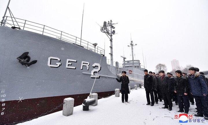 Ảnh: Bên trong chiến hạm Mỹ bị Triều Tiên bắt giữ