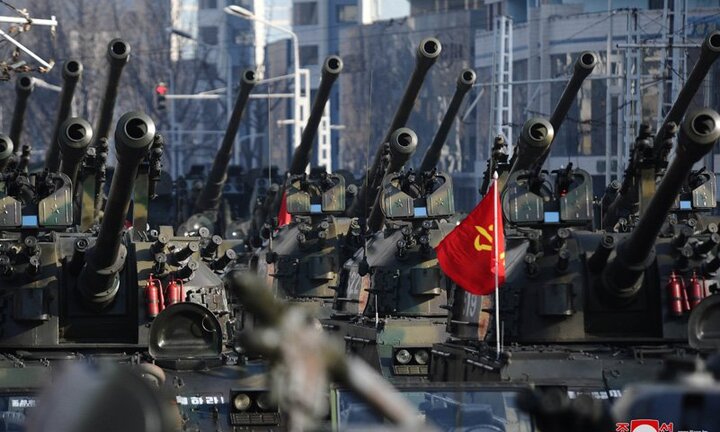 Ảnh: Dàn xe tăng, thiết giáp và pháo tự hành trong lễ diễu binh của Triều Tiên