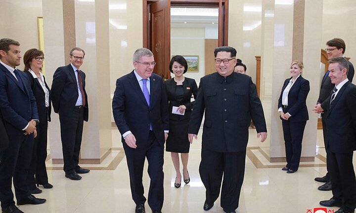 Chủ tịch Ủy ban Olympic Quốc tế bay sang Triều Tiên cảm ơn ông Kim Jong-un