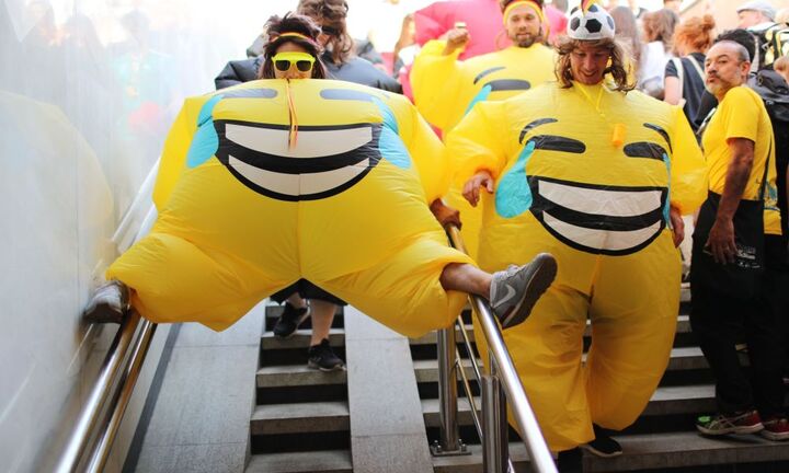 Những bộ trang phục 'cực dị' của cổ động viên World Cup