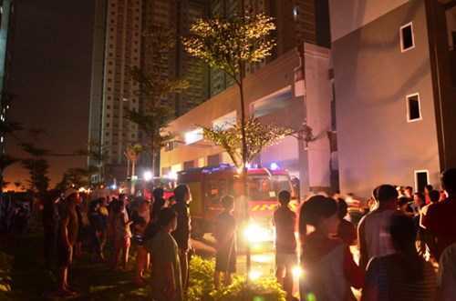 Cháy lớn ở chung cư HQC Plaza, 300 hộ dân tháo chạy trong đêm