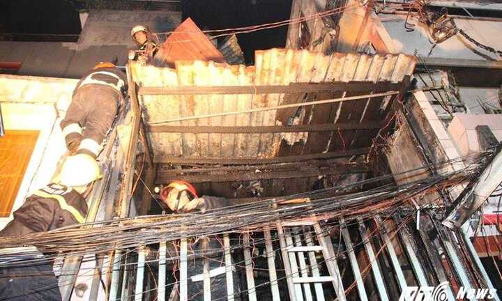 Cháy nổ dữ dội ở phố Tây Sài Gòn: Mời một thanh niên lấy lời khai