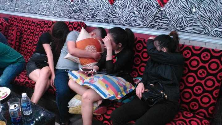 Đột kích nhà hàng, phát hiện 20 thanh niên phê ma túy đang thác loạn