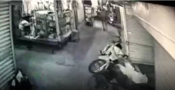 Thực hư video nam thanh niên bị đâm trong chợ ở Sài Gòn