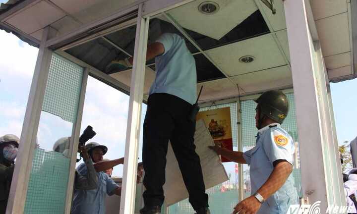 Trả lại vọng gác đã tháo gỡ cho ngân hàng Nhà nước tại TP.HCM