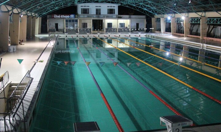 Nam sinh viên chết đuối trong hồ bơi trường đại học ở Sài Gòn