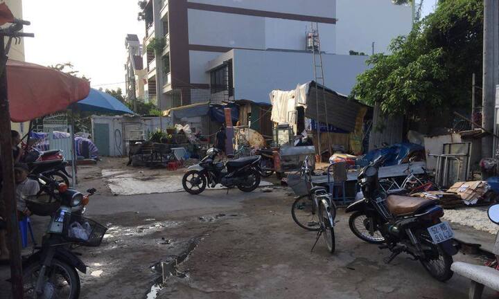 Cãi vã trong cuộc nhậu, người vợ trẻ lỡ tay đâm chết chồng