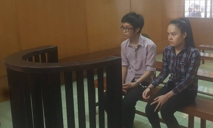 Nam thanh niên giả gái gạ khách nước ngoài mua dâm để trộm tài sản