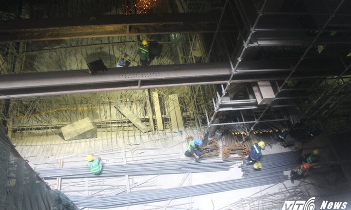 Bên trong nhà ga metro dưới lòng đất đầu tiên ở Sài Gòn có gì đặc biệt?