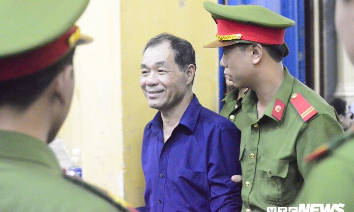 Ông Trầm Bê: 'Truy tố tội cố ý làm trái, bị cáo không phục'