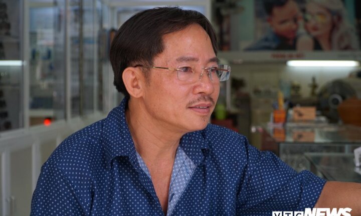 Hàng xóm kể phút liều mạng cứu sống nữ chủ tiệm đồng hồ bị khống chế ở Sài Gòn