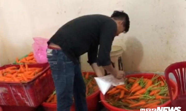 Bắt quả tang 4 cơ sở dùng hóa chất tẩy trắng 6,3 tấn củ cải ở Sài Gòn