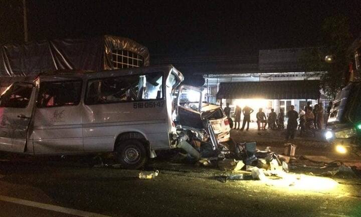 Tai nạn liên hoàn trên quốc lộ 1A, 5 người thương vong