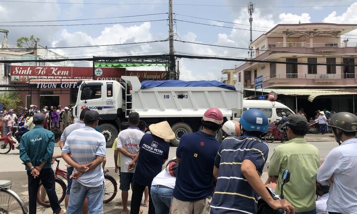 Xịt sơn che biển số xe ben sau tai nạn làm nữ sinh lớp 4 thiệt mạng ở TP.HCM