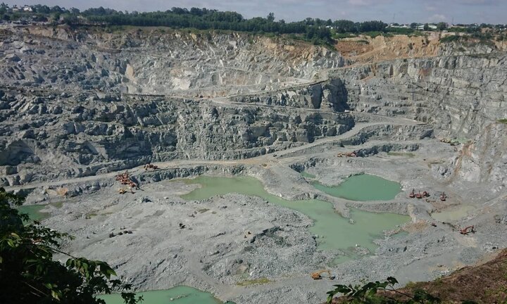 Nổ mìn tận thu mỏ đá, dân 2 tỉnh sống trong cảnh bất an, ô nhiễm