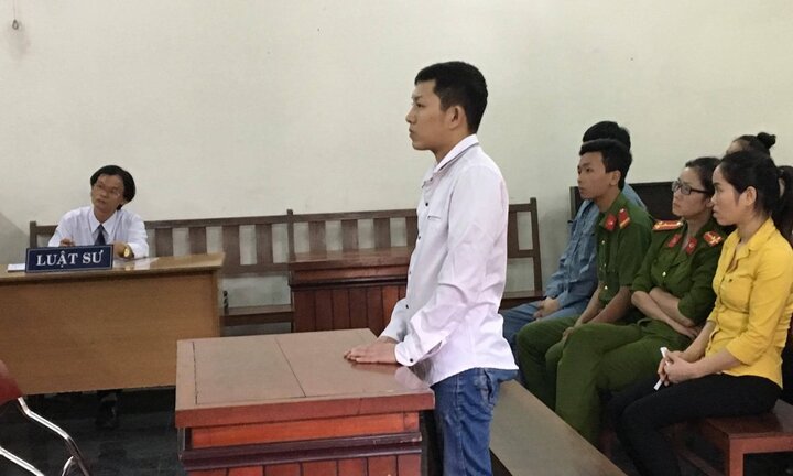 Xâm hại tình dục bé gái 8 tuổi, nam thanh niên lĩnh 18 năm tù