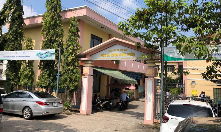 Bắt Giám đốc Chi nhánh Văn phòng đăng ký đất đai ở Bình Dương