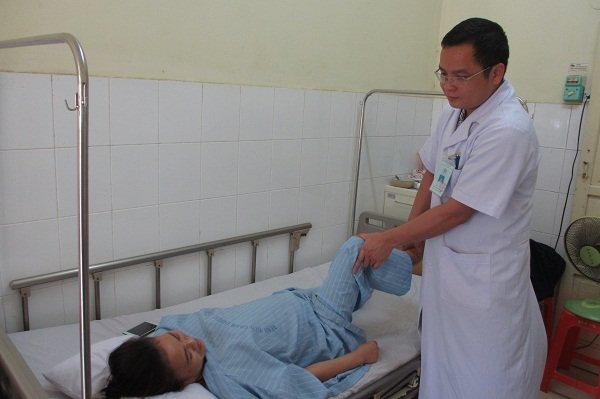 Nghệ An: Khối u tủy sống khổng lồ hình thành từ 20 năm trước