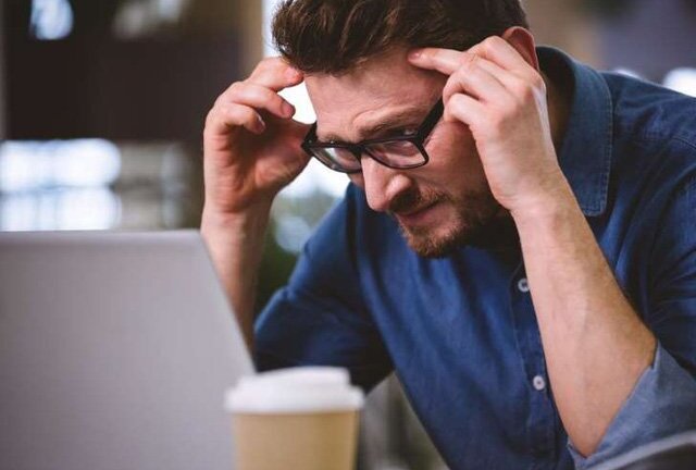 4 mẹo giảm thiểu việc căng mắt cực tốt dành cho dân văn phòng