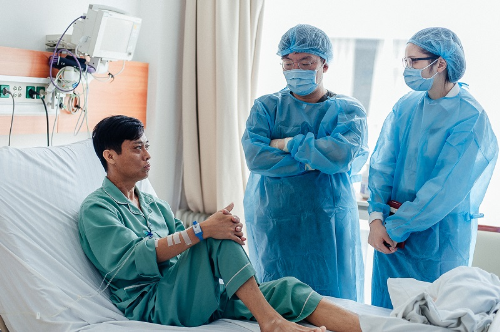 Mất gan trái, ung thư gan phải, may mắn sống sót nhờ em rể hiến tạng