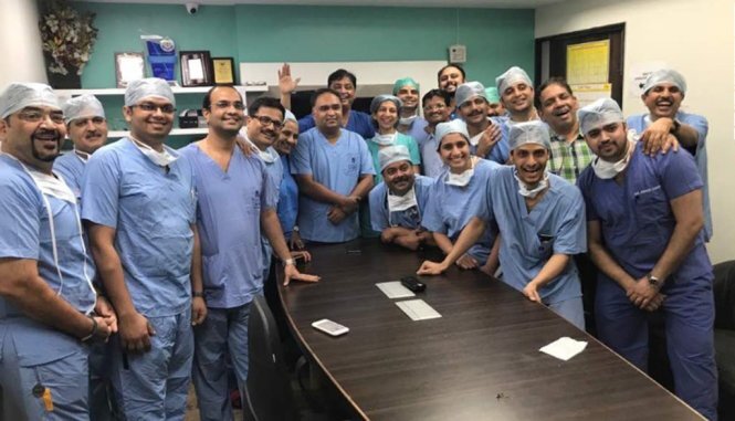 Người mẹ hiến tử cung cho con gái để sinh con