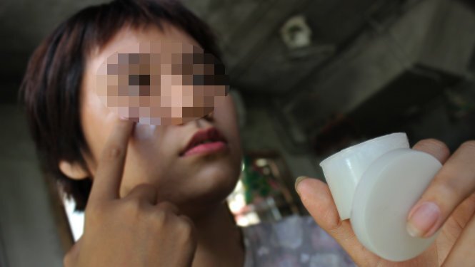 Hiểm họa khôn lường từ mỹ phẩm 'tự chế'