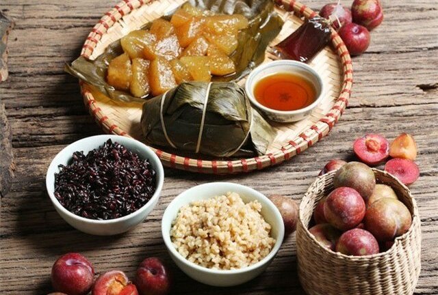 Tết Đoan Ngọ: Những món ăn thú vị ngày tết diệt sâu bọ