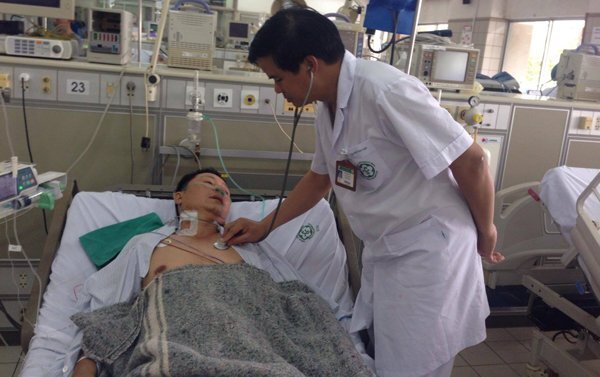 10 bệnh nhân Hòa Bình 'hồi sinh' sau tai biến chạy thận